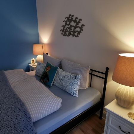Bed&Breakfast Wagner "Im Alten Pfarrhaus" ノイルピーン エクステリア 写真
