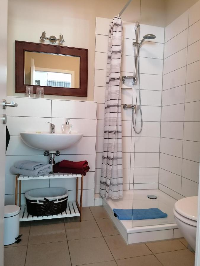 Bed&Breakfast Wagner "Im Alten Pfarrhaus" ノイルピーン エクステリア 写真