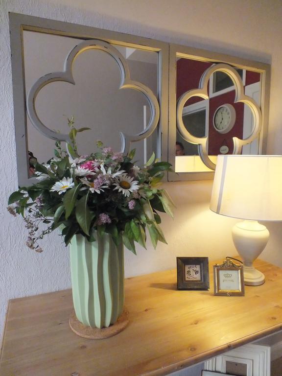 Bed&Breakfast Wagner "Im Alten Pfarrhaus" ノイルピーン エクステリア 写真