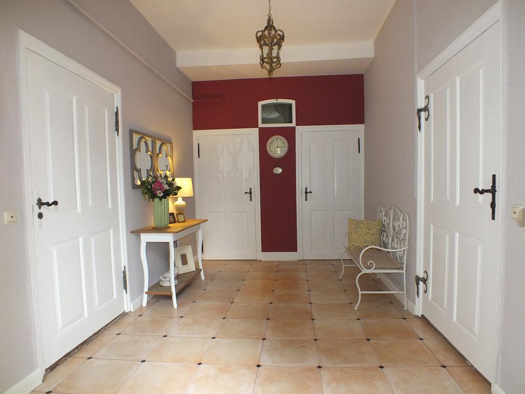Bed&Breakfast Wagner "Im Alten Pfarrhaus" ノイルピーン エクステリア 写真