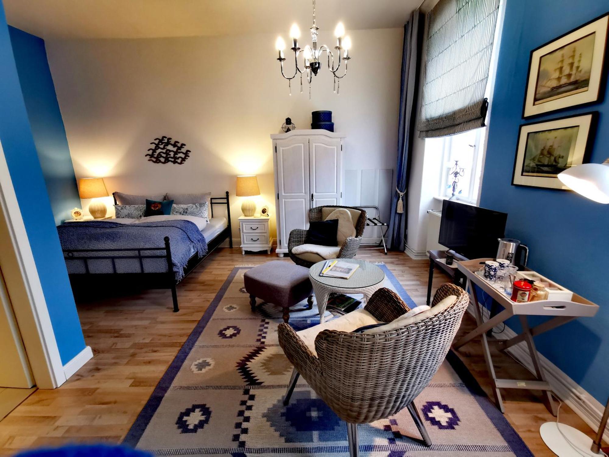 Bed&Breakfast Wagner "Im Alten Pfarrhaus" ノイルピーン エクステリア 写真